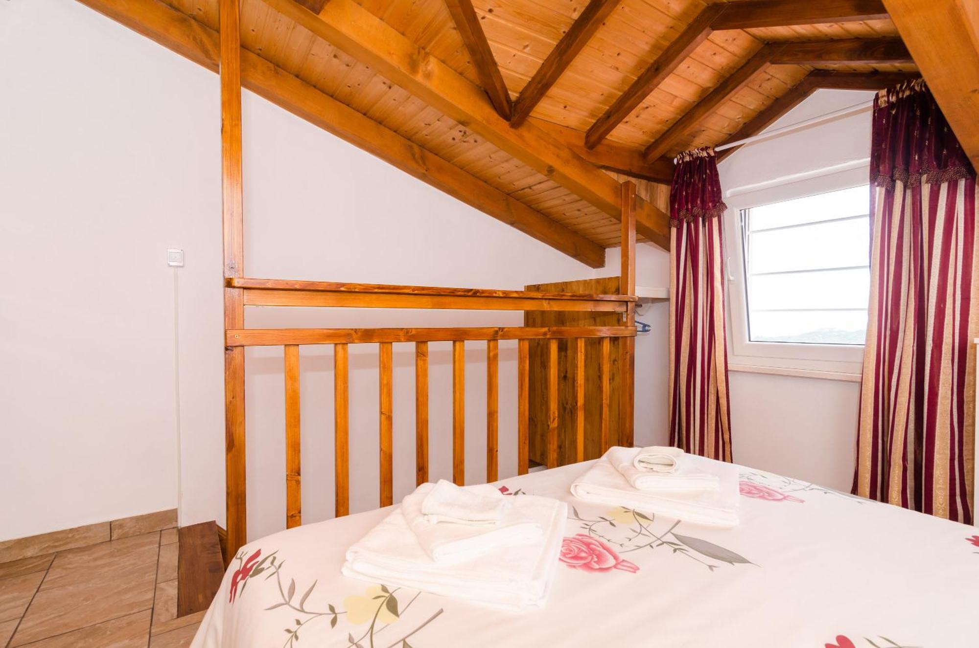 Apartments Leviana Saplunara Chambre photo
